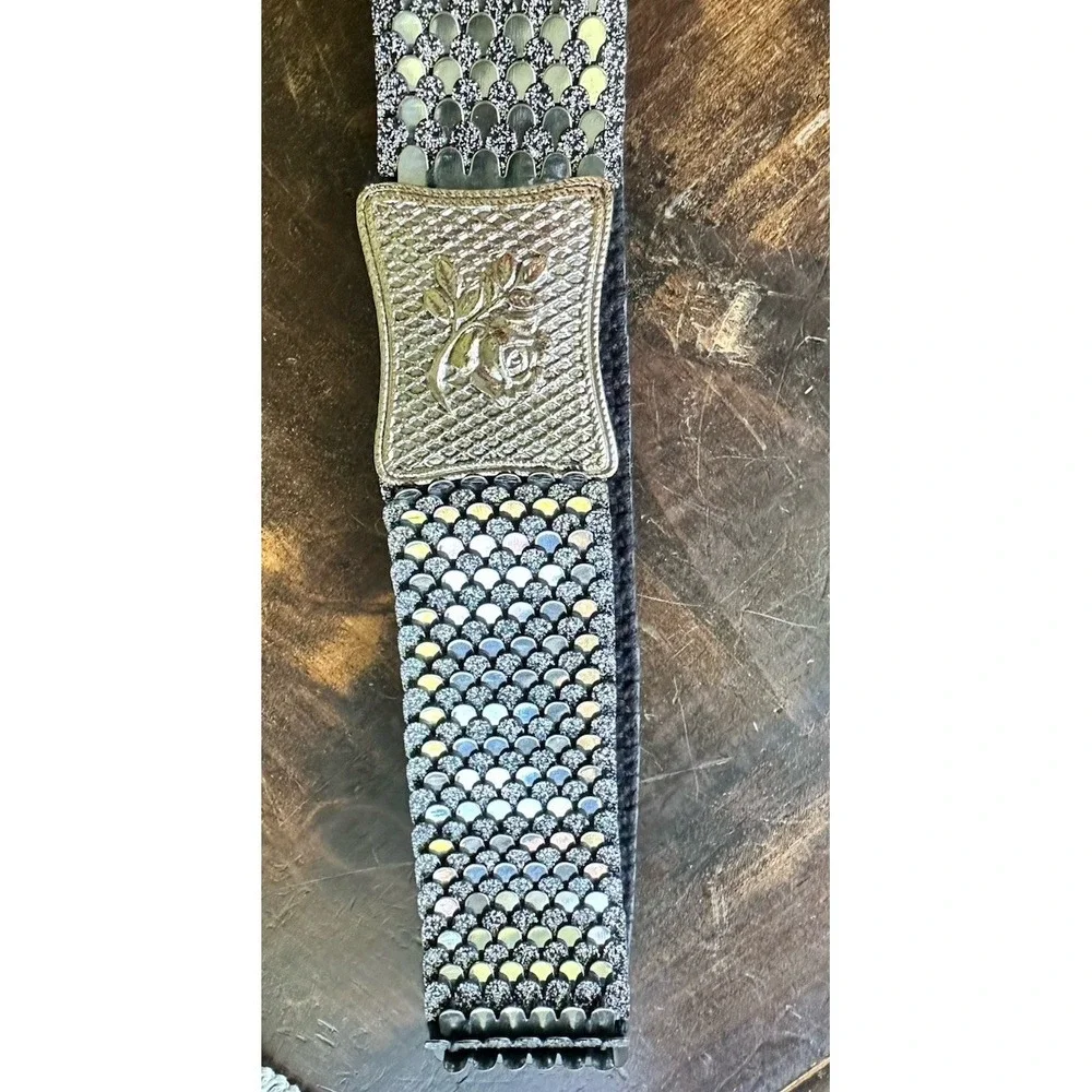 Vintage Metal Big Silver Tone Buckle Stretch Dress Blue Belt Scales Flower
